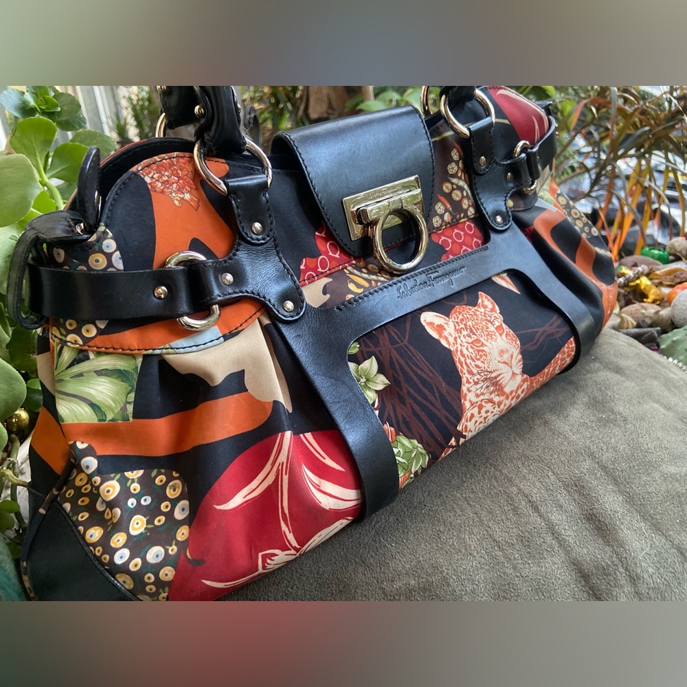 Salvatore Ferragamo Savannah Animal Handbag Multi Color - Picture 8 of 16
